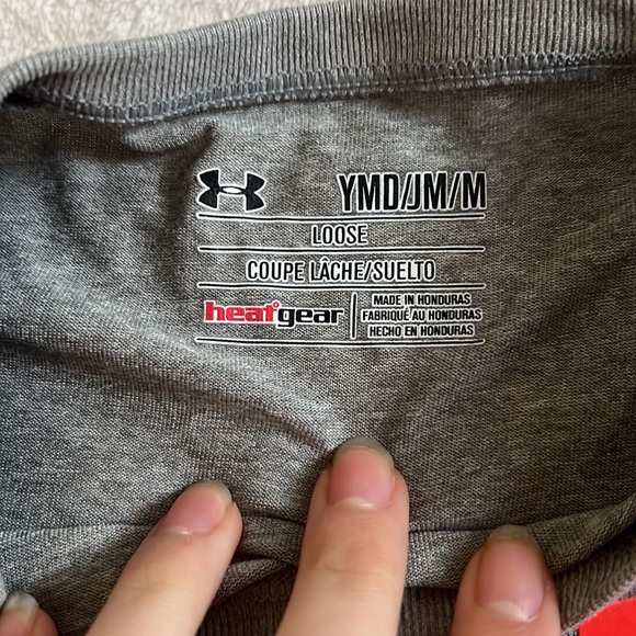 under armor t-shirt - Picture 2 of 2